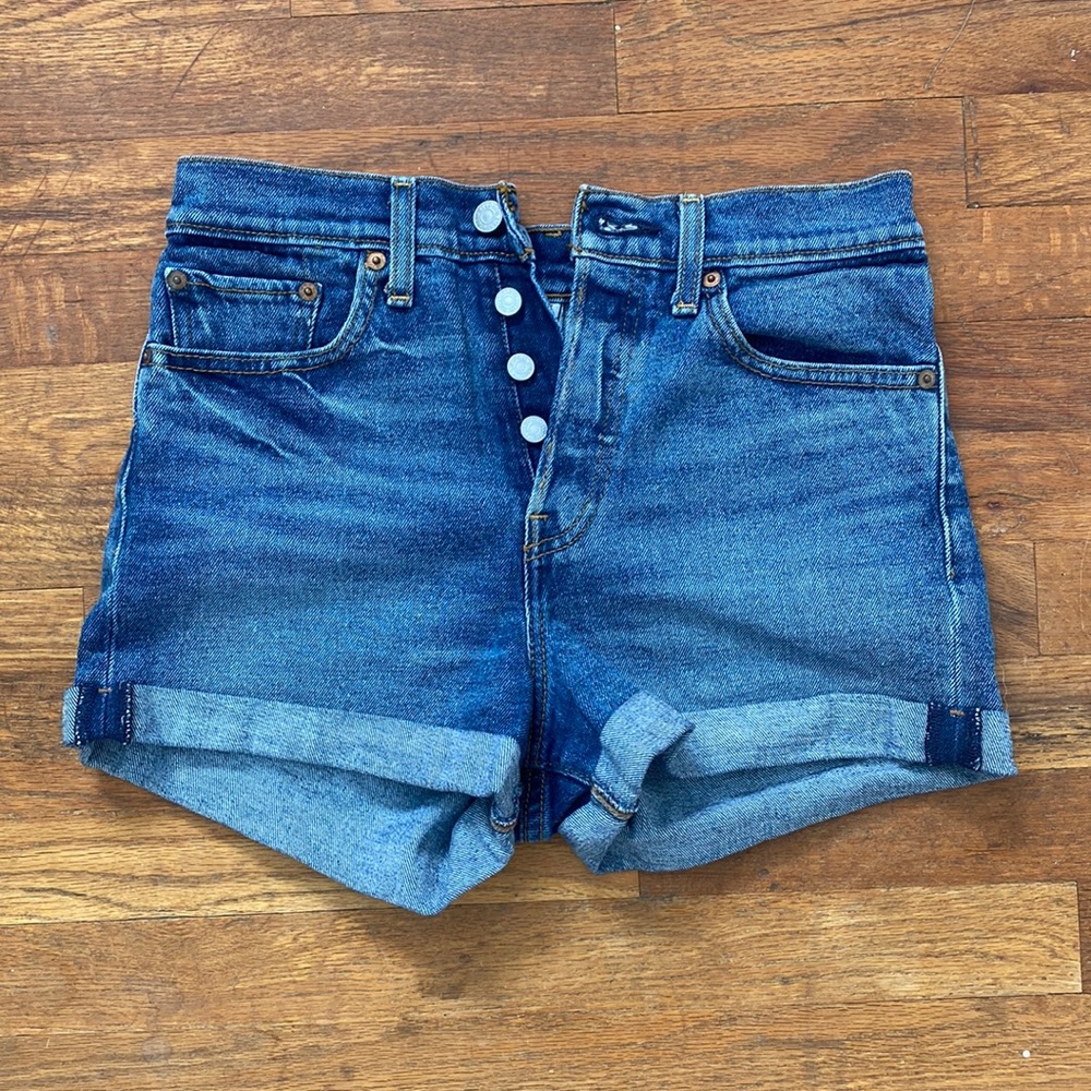 Levi’s denim shorts